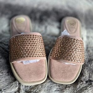Vince camuto slides